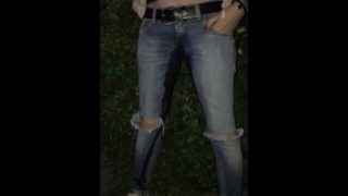 Outdoor piss in jeans 