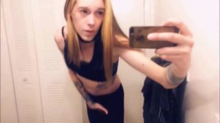 Mind-Blowing TRANSSEXUAL luvs providing a disrobe taunt and fapping herself