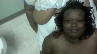 Threesome ebony doublt rimjob face in the bathroom office