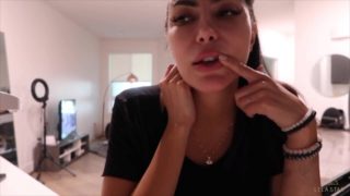 Pornhub Vlog featuring Kiara Mia