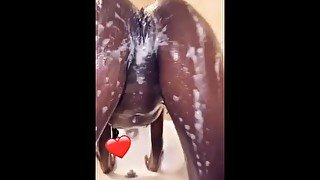 Big Booty EBONY twerking NAKED