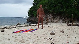 Hot sex on a hidden beach of small island!!!