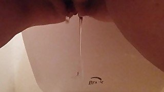 Amateur Sexy Milf Pissing Homemade Pee Piss Pussy Close Up