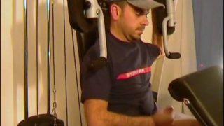 Gets wanked until cumshot (French str8 firefighter serviced his big cock)