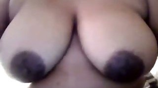 Chubby ebony bitch maturbates her ugly twat in webcam solo clip