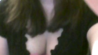 Seductive Polish girl playing with her pussy in amateur webcam video