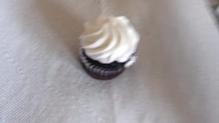 Licking my girlfriend's moisty chocolate cupcake!