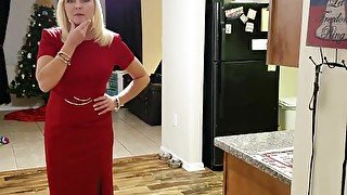 Sexy MILF Gets Relief At the End of Her Day