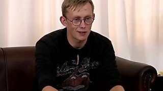 Dorky homo with glasses Nickie Smiles masturbates and cums