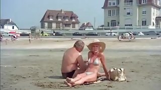 Les weekends d un couple pervers (1976)