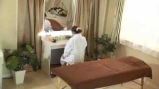 Oneway mirror massage cuckold voyeur wife seduced by masseuse 03