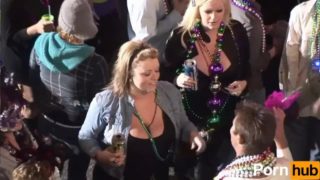 MARDI GRAS 2011 - Scene 9