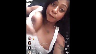 Teasing ebony gal Jaz Loves Nip slips