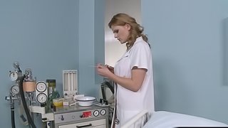 Pretty Nathasa Brill heals her patient with sex