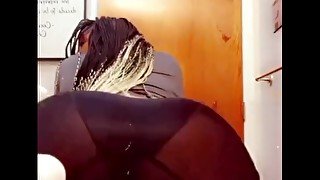 Sexy Instagram Model Brey Shakes Her Fat Ass In Public Bathroom lik A Slut