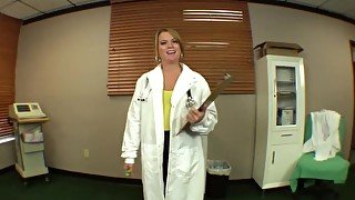 Doctor Kylie Gives a Checkup and Gets a Huge Ejacultion