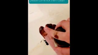 FOOT FETISH, bbw plays with chocolate sauce 