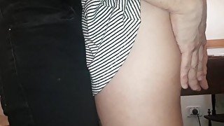 Fui a visitarlo al trabajo y me termino follando el culo. Creampie anal. Tatuada argentina