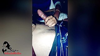 ෆිල්ම් හෝල් එකේදී බඩු ඇගේම දැම්මා Sri Lankan Couple Masterbation BigBoobs Body At Film Hall Part 03