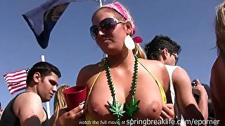 Texas Beach Party - All girls show big tits!