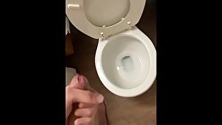 Decided to jerk of in the front of the toilet