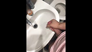 College guy jerking off and cum in dormitory toilet